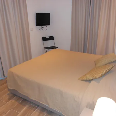 Lägenhetshotell Fanny 4*