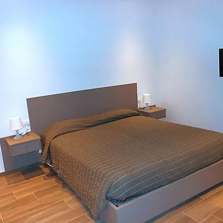Fanny Lägenhetshotell 4*