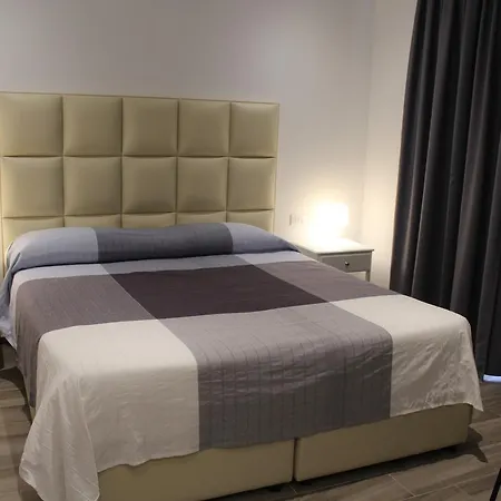 아파트호텔 Fanny 4*